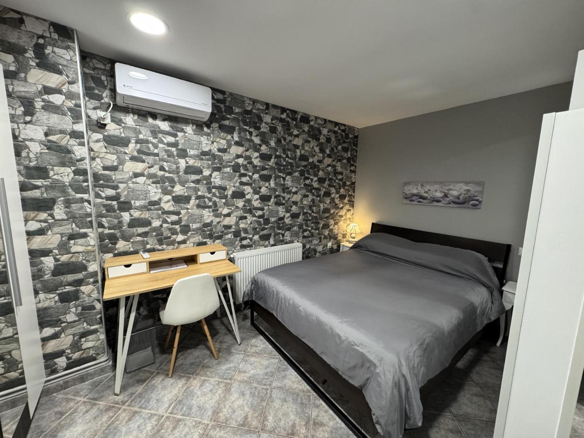 Aphrodite Studio Near Athens Floisvos Marina 외부 사진