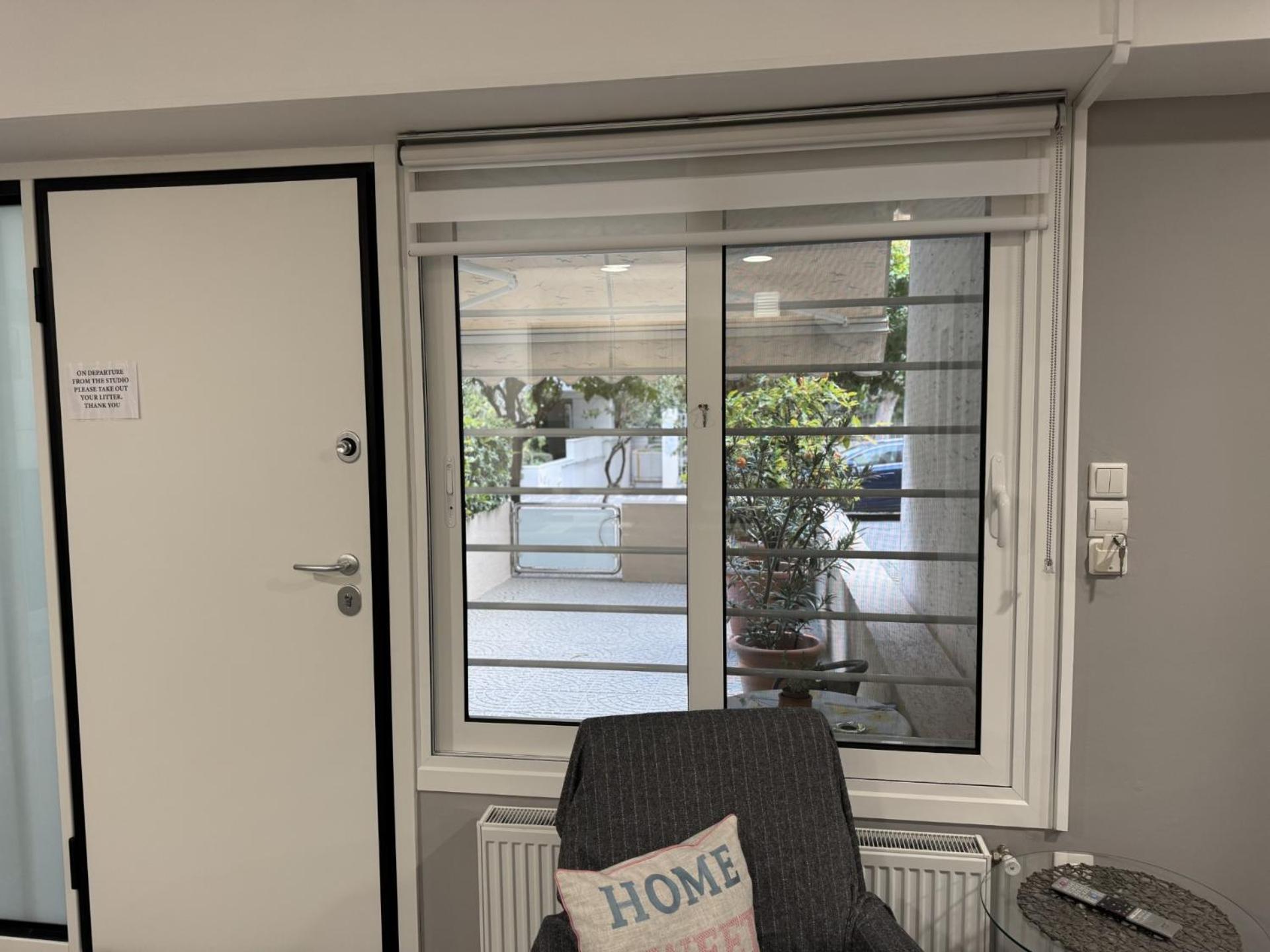 Aphrodite Studio Near Athens Floisvos Marina 외부 사진